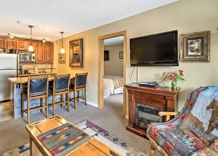 Ski-In/Ski-Out Copper Mountain Condo W/ Balcony!