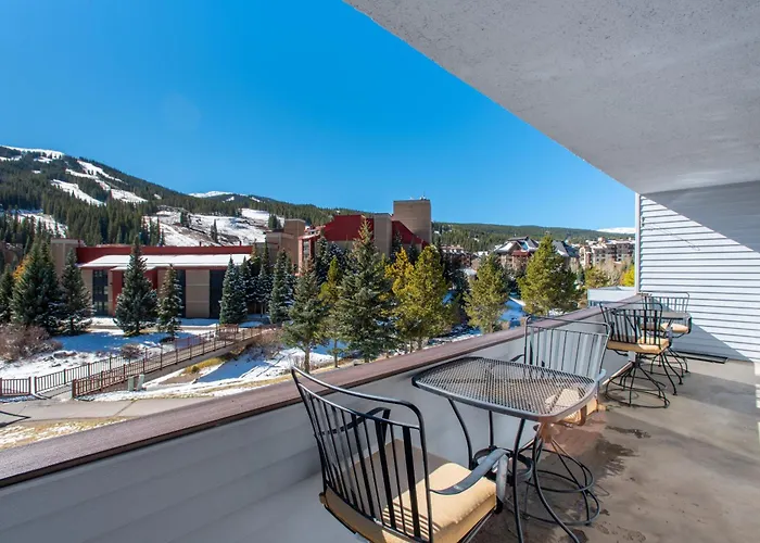 Snowbridge Square 101
