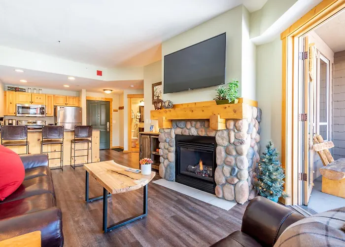 Taylor'S Crossing 302