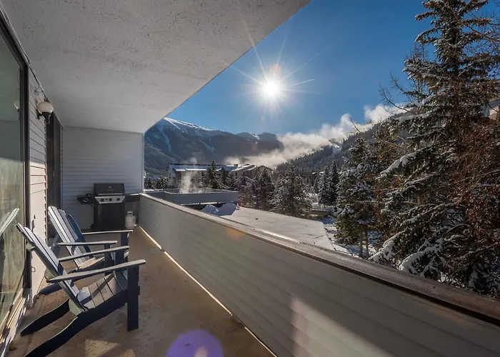 Snowbridge Square 107