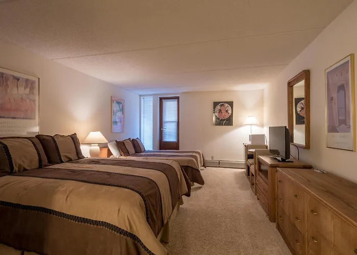 West Lake Lodge 306A
