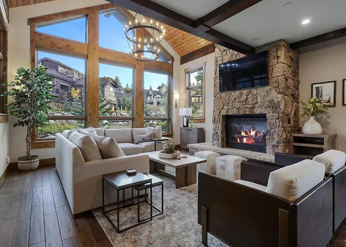Lr902 The Chalet At Lewis Ranch