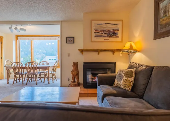 Sh301 Summit House