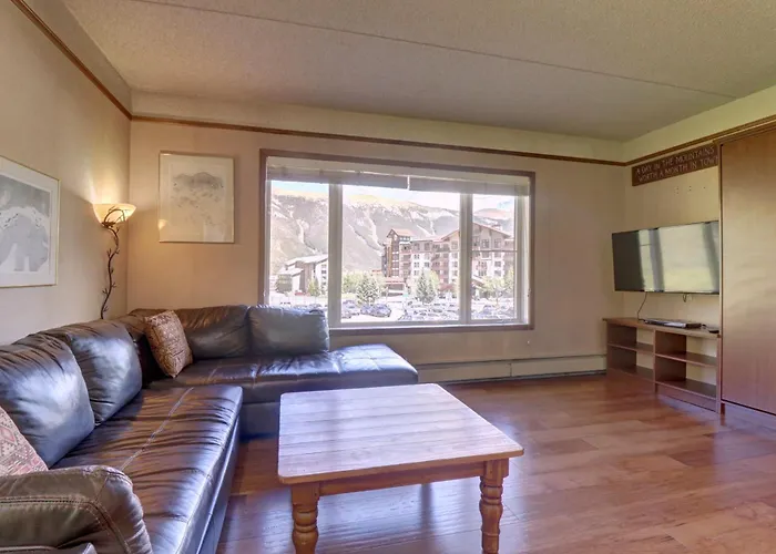 Tl207 Telemark Lodge