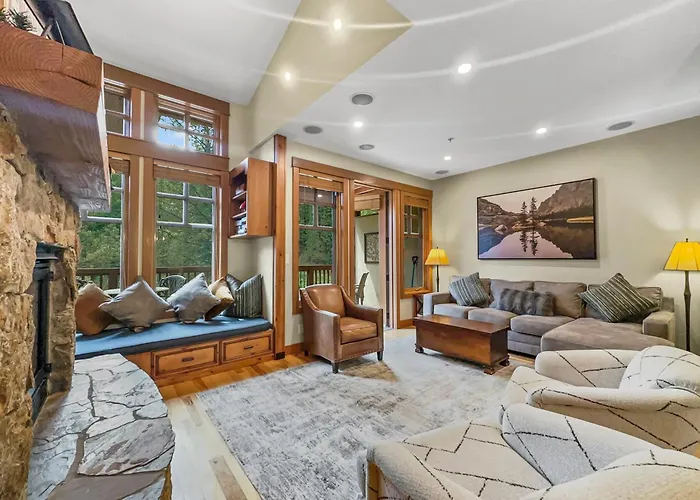 Union Creek Townhome 144C New Listing!